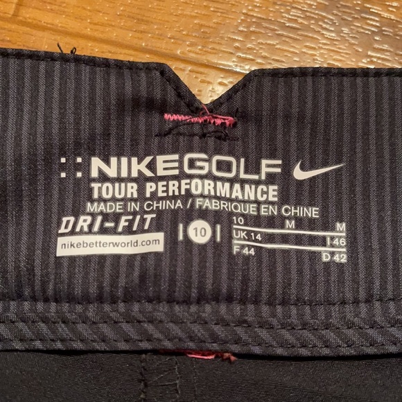 NWOT Nike Golf skirt - Picture 2 of 6